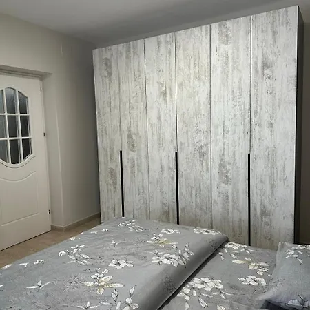 Appartement Comfortable In The Center Of *